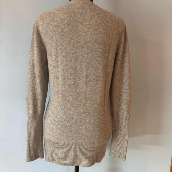 Mark Shale 100% cashmere v neck sweater women’s medium - Picture 2 of 6